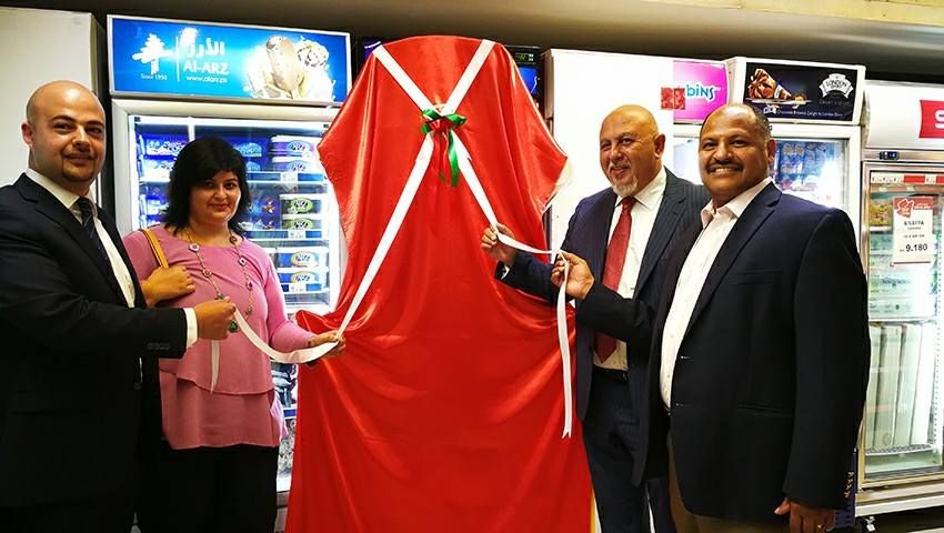 Al-Arz team members at the SPAR Oman launch event